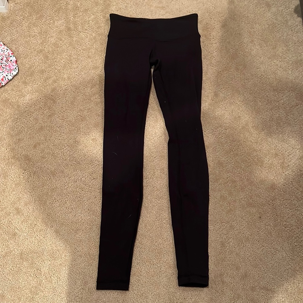 Lululemon black wonder under leggings